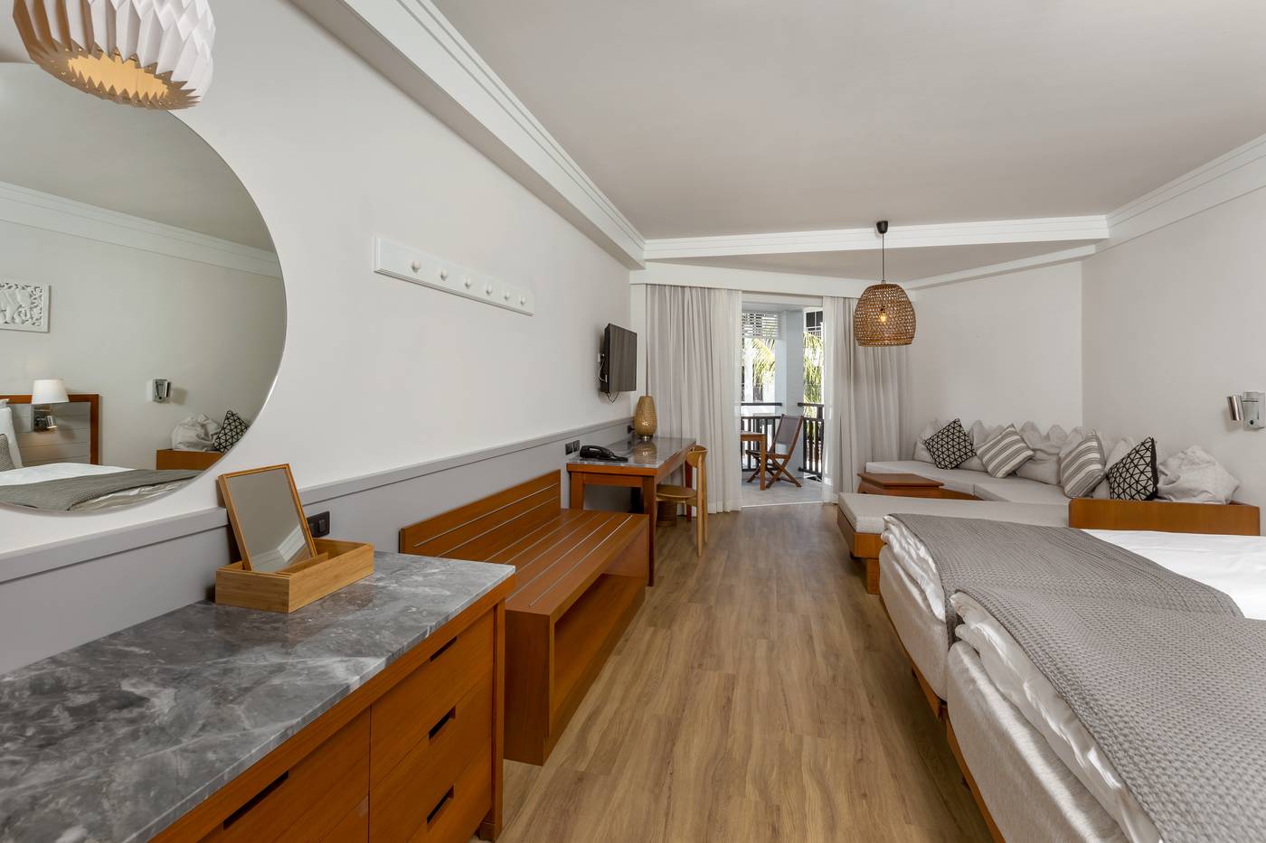Sunwing-Bangtao-Beach-Room-26
