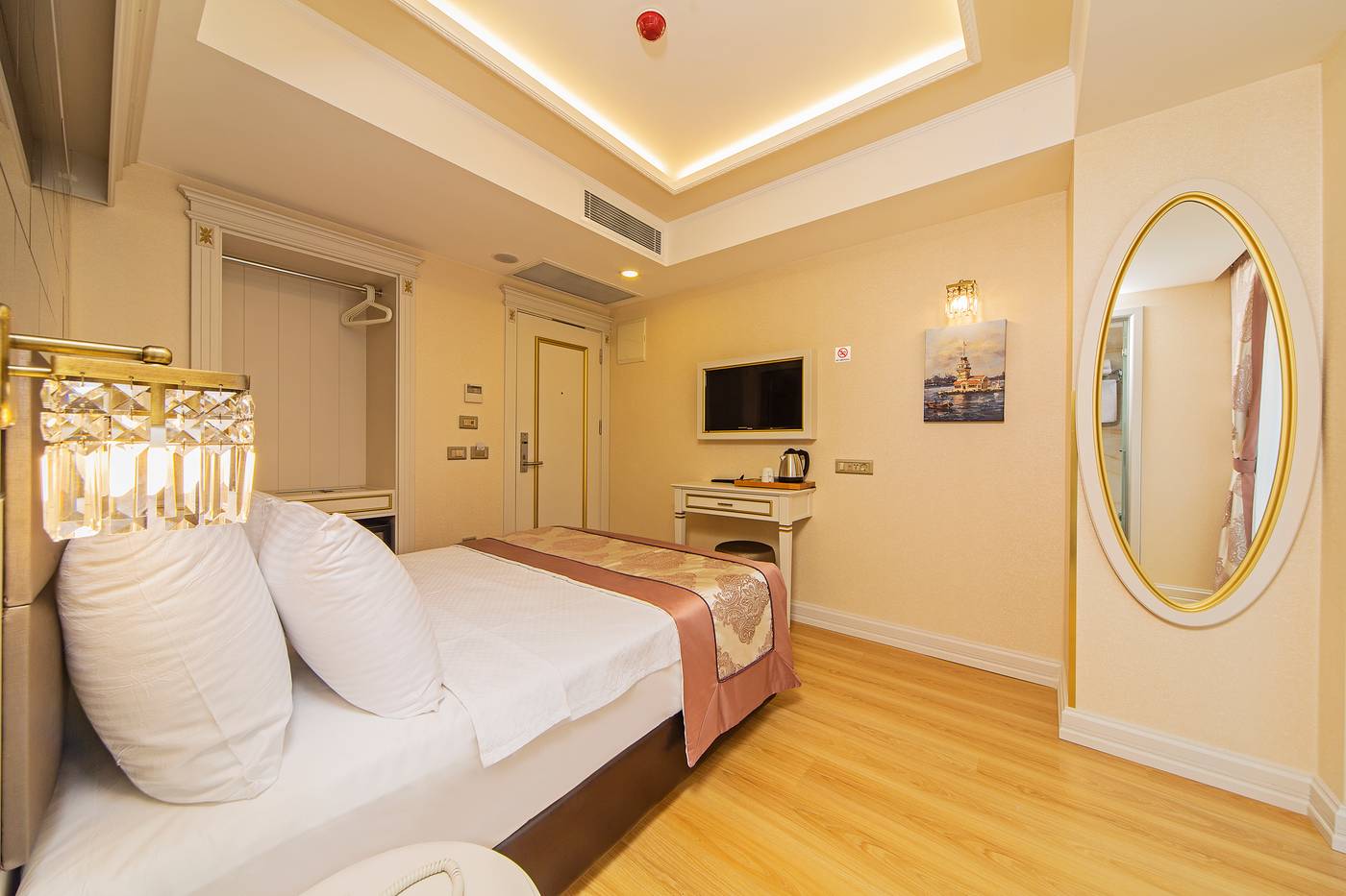 Grand-Naki-Hotel-Room-5