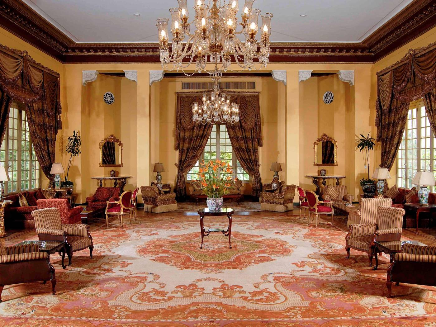 Sofitel-Winter-Palace-Luxor-Bar-13