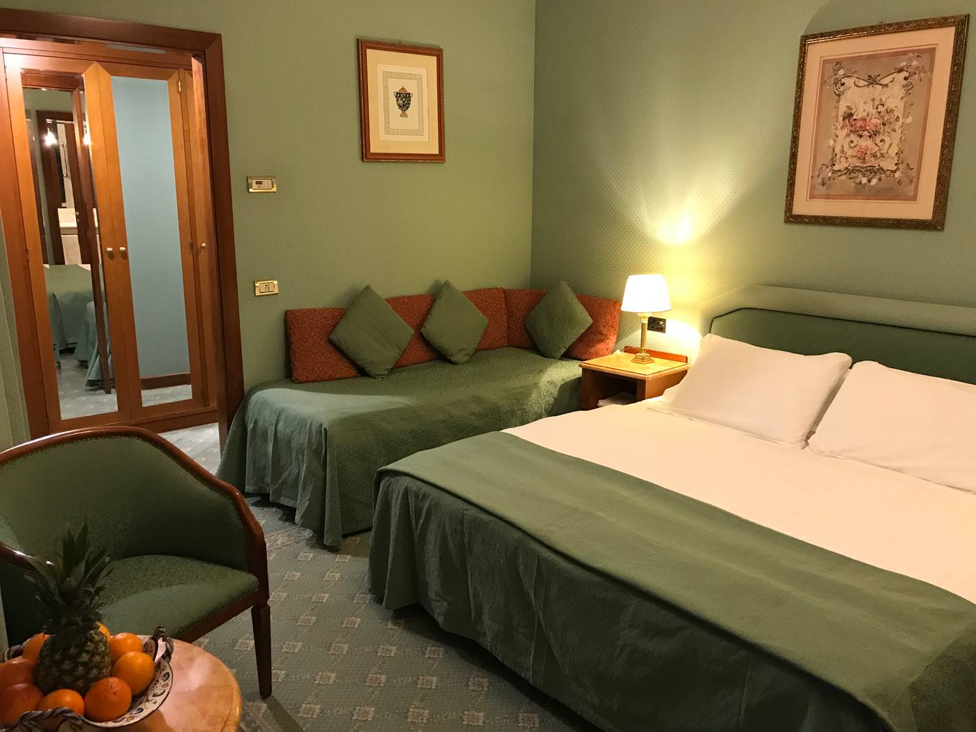 Mecenate-Palace-Room-5