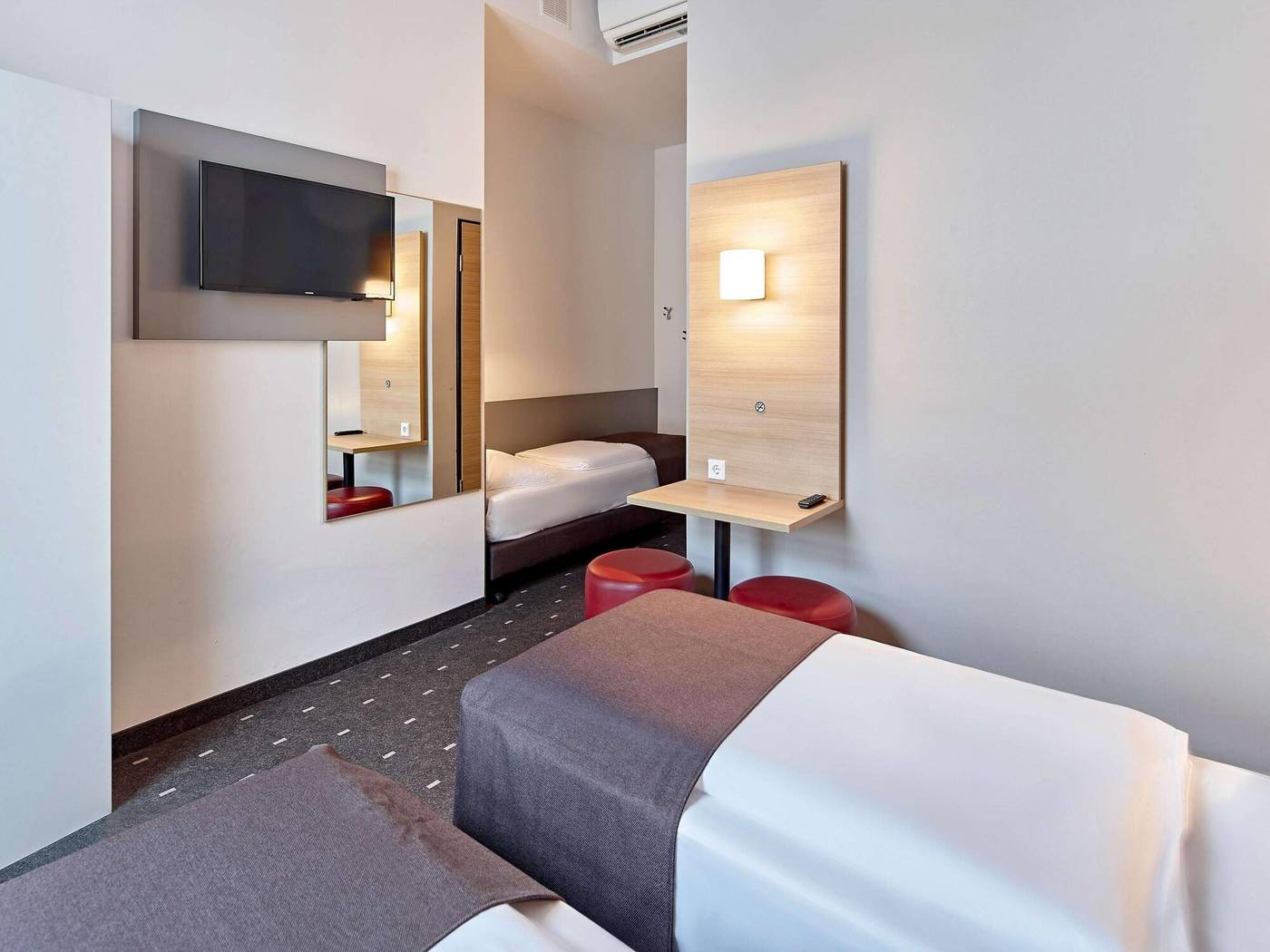 B-B-Hotel-Koln-Troisdorf-Room-26