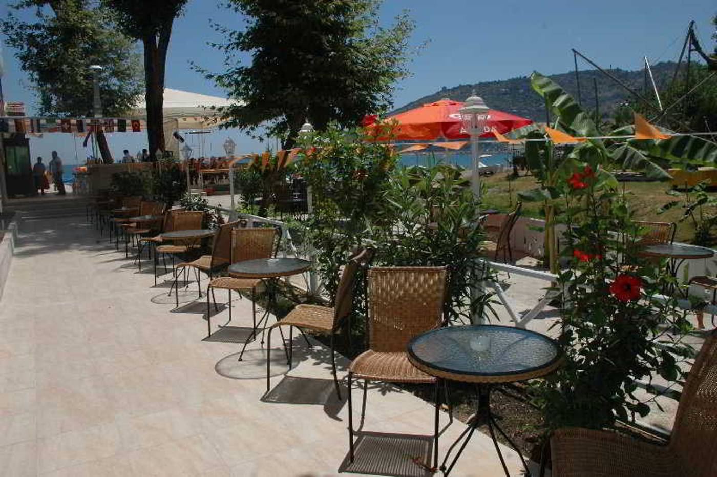 Best-Beach-Hotel-Terrace-16