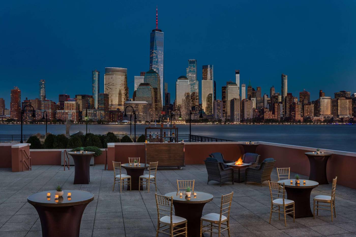 Hyatt-Regency-Jersey-City-on-the-Hudson-Sports-and-Entertainment-28