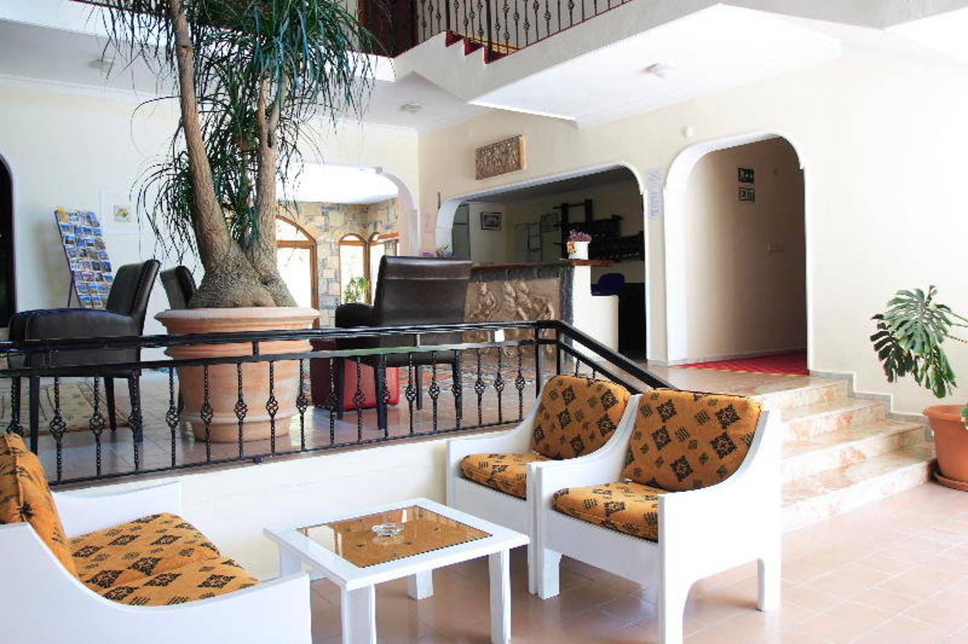 La-Rosa-Lobby-15