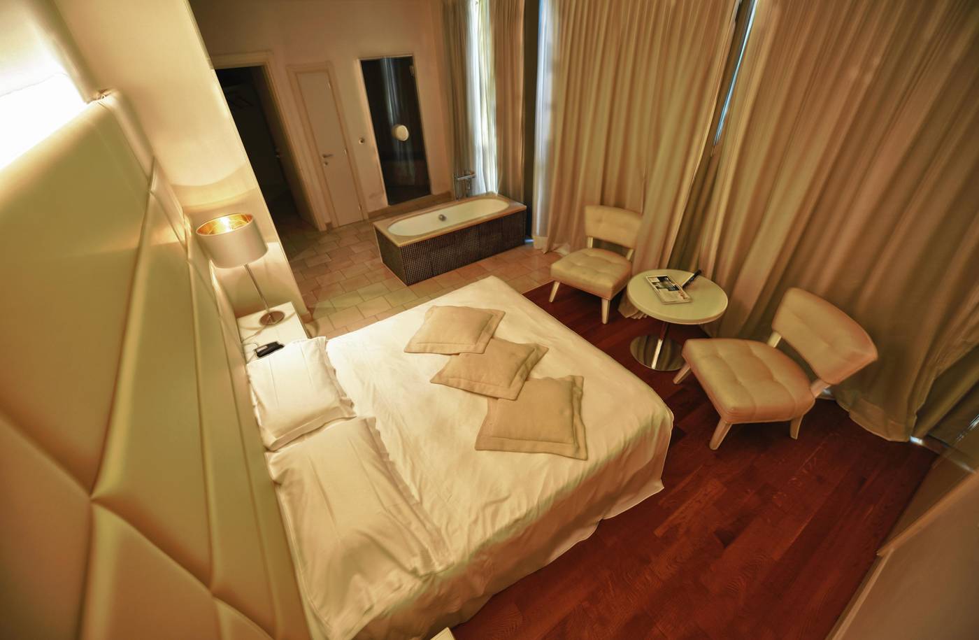 Allegroitalia-Pisa-Tower-Plaza-Room-23