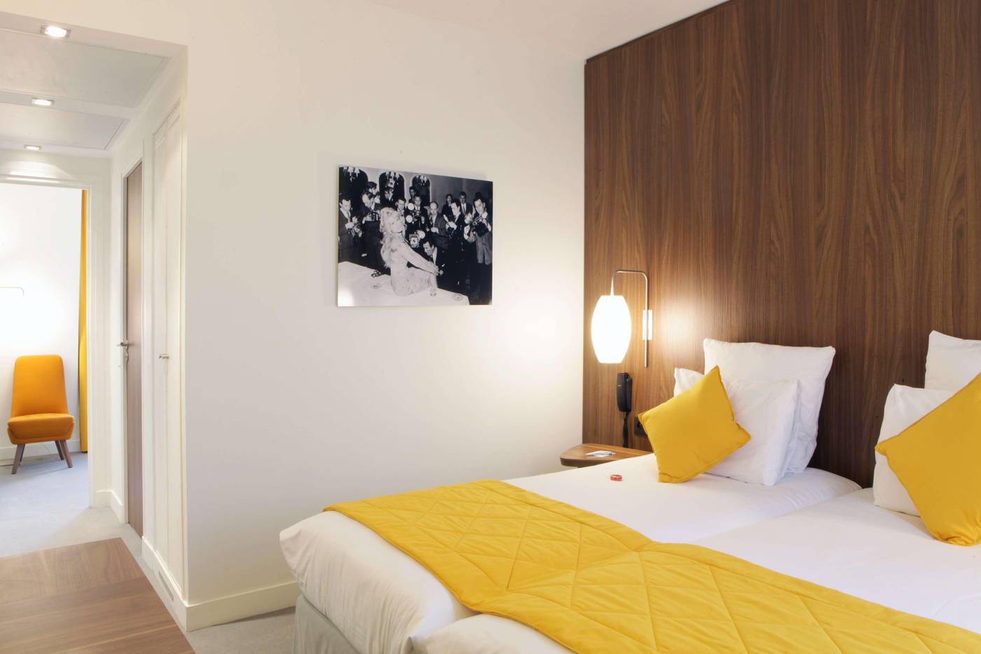 Best-Western-Plus-61-Paris-Nation-Hotel-Room-20