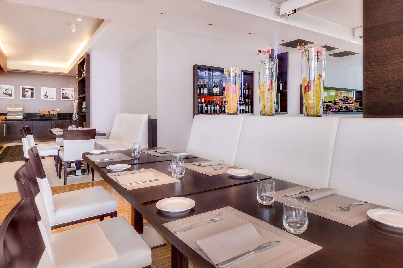 Hilton-Garden-Inn-Venice-Mestre-San-Giuliano-Restaurant-29