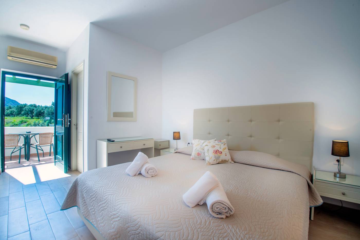 Palatia-Village-Apartments-Room-16