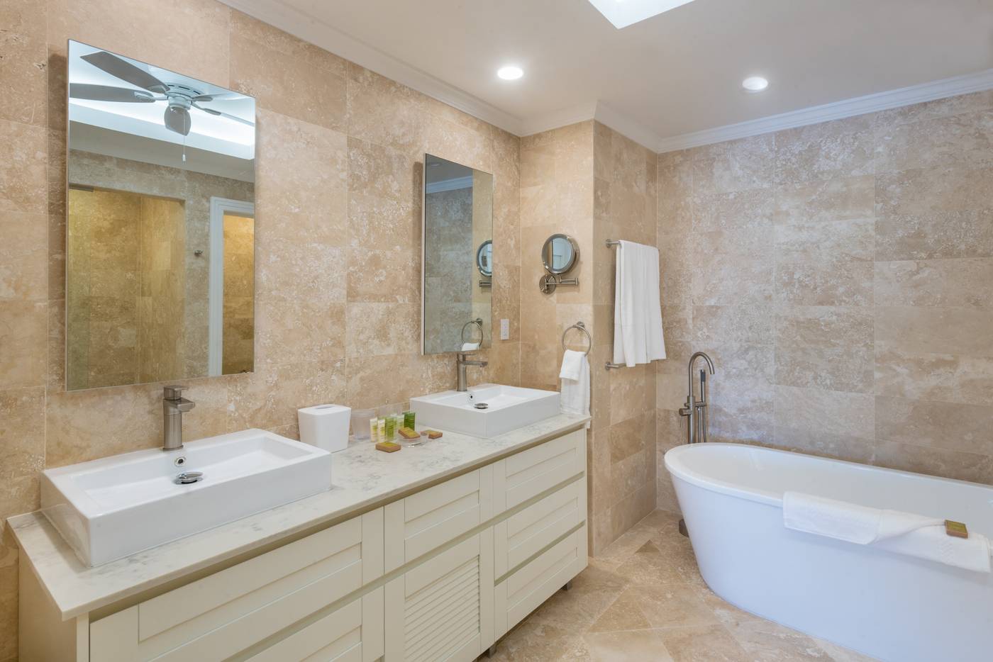 The-Crane-Resort-Room-48