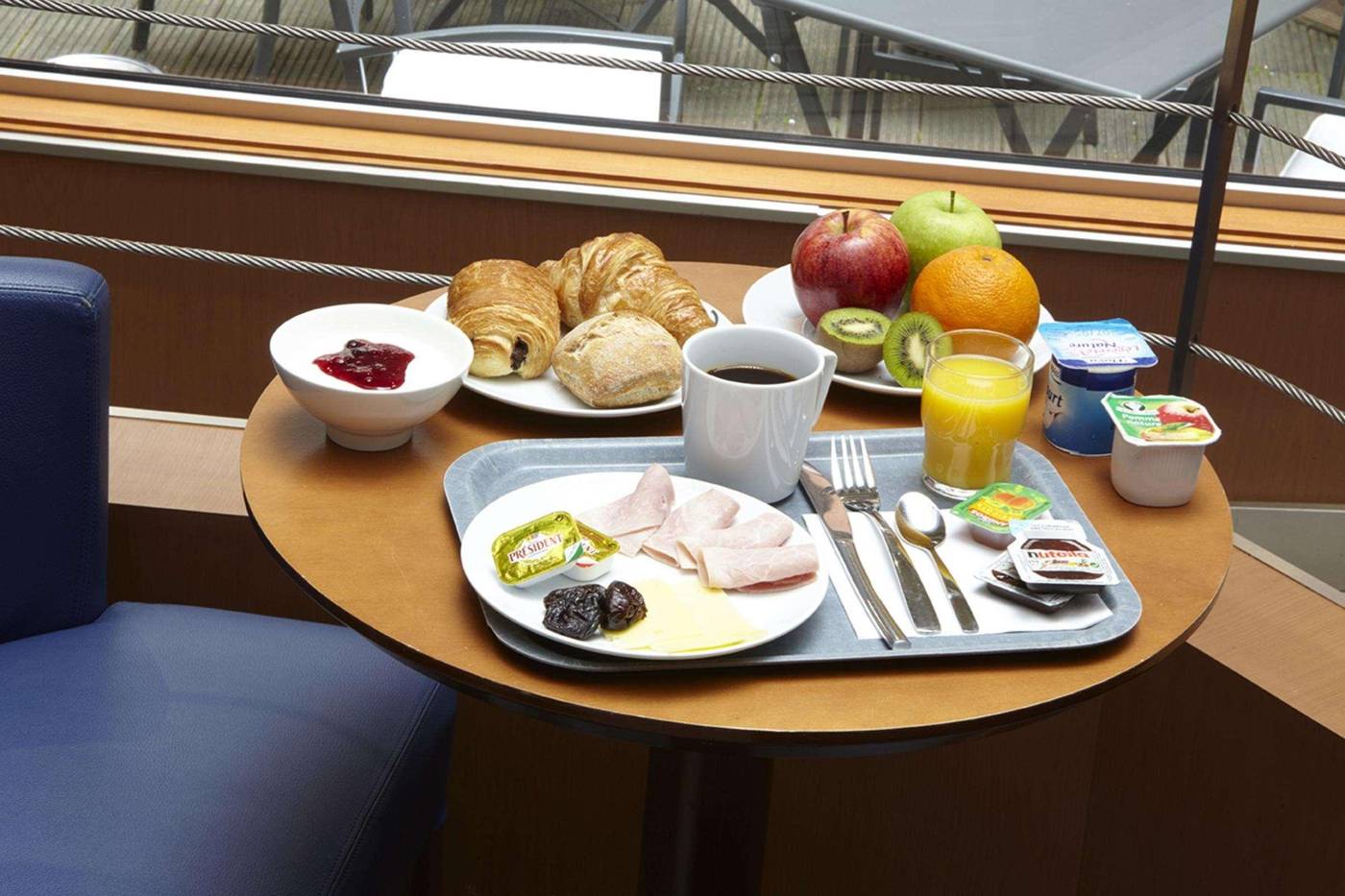 Campanile-Paris14-Maine-Montparnasse-Restaurant-51