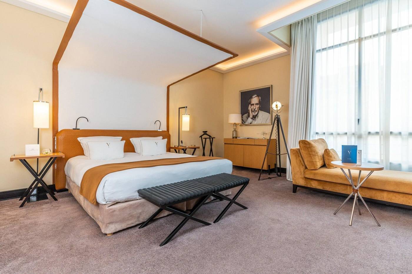 Five-Seas-Hotel-Room-13