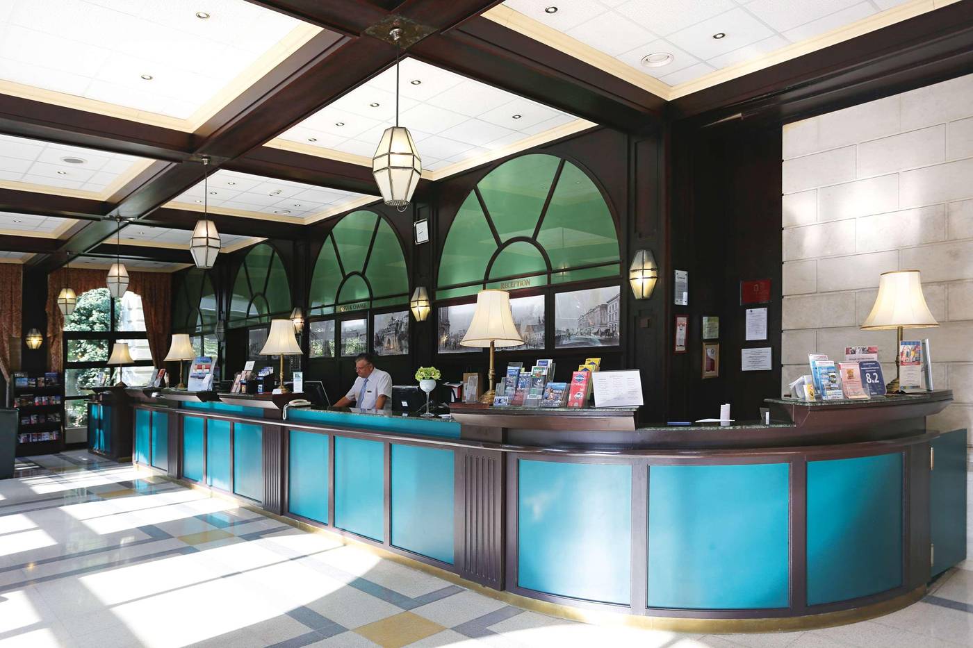 Ensana-Grand-Margaret-Island-Lobby-6