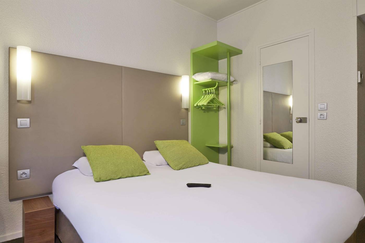 Campanile-Paris-Ouest---Levallois-Perret-Room-14