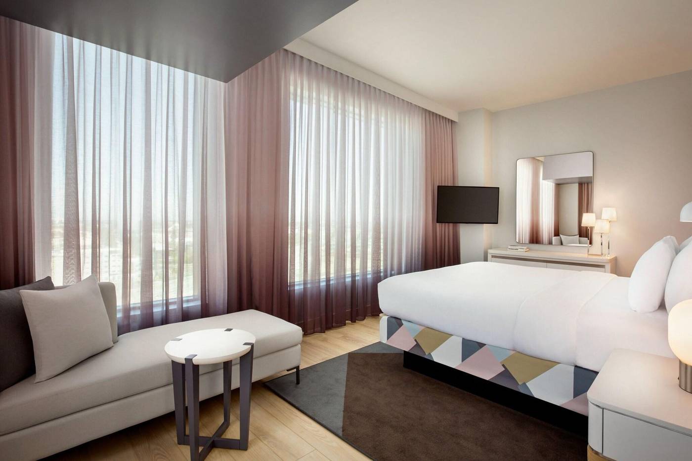 The-Viv-Hotel--Anaheim--a-Tribute-Portfolio-Hotel-Room-29