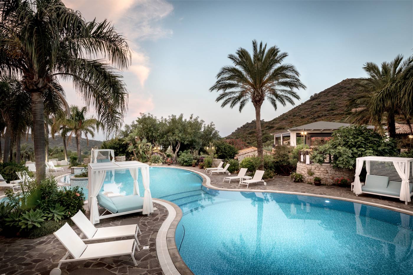 Cruccuris-Resort-Pool-5