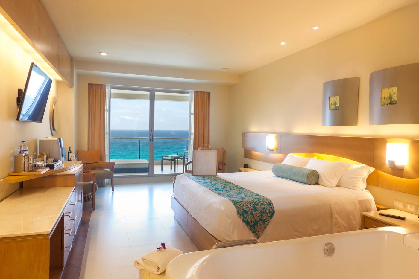 Beach-Palace-Room-15