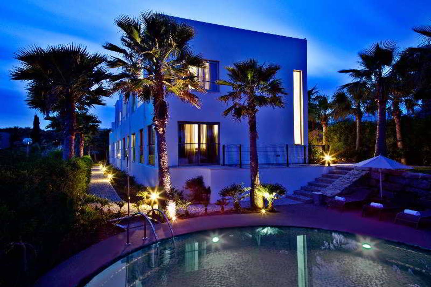 Sao-Rafael-Holidays-Pool-13