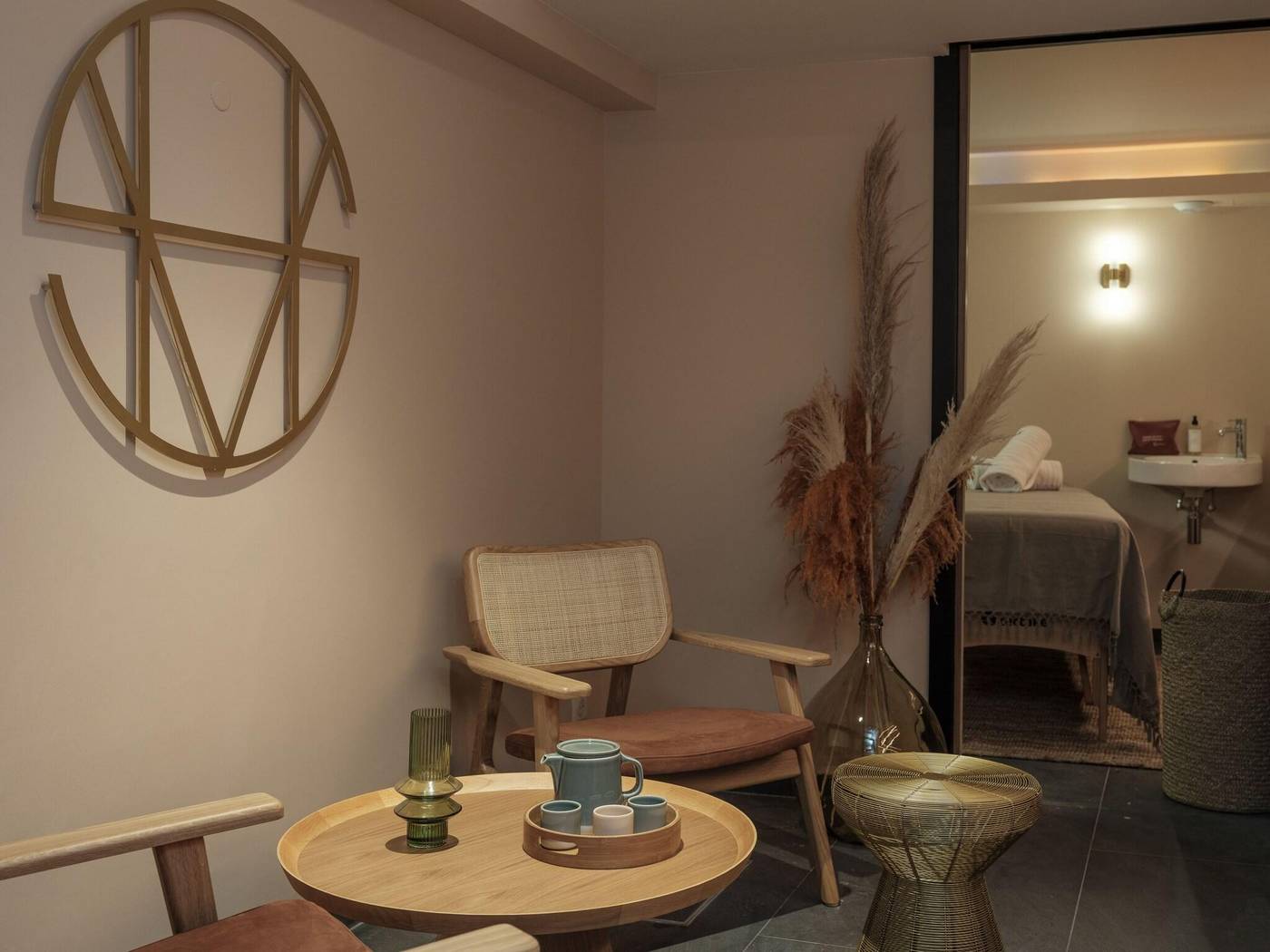 Seven-Hotel-Sports-and-Entertainment-14