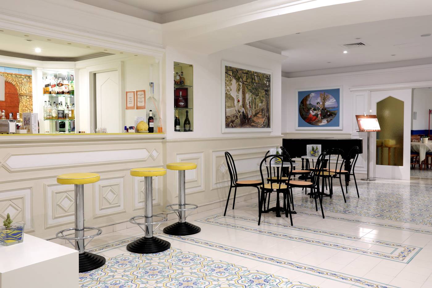 Astoria-Sorrento-Bar-22