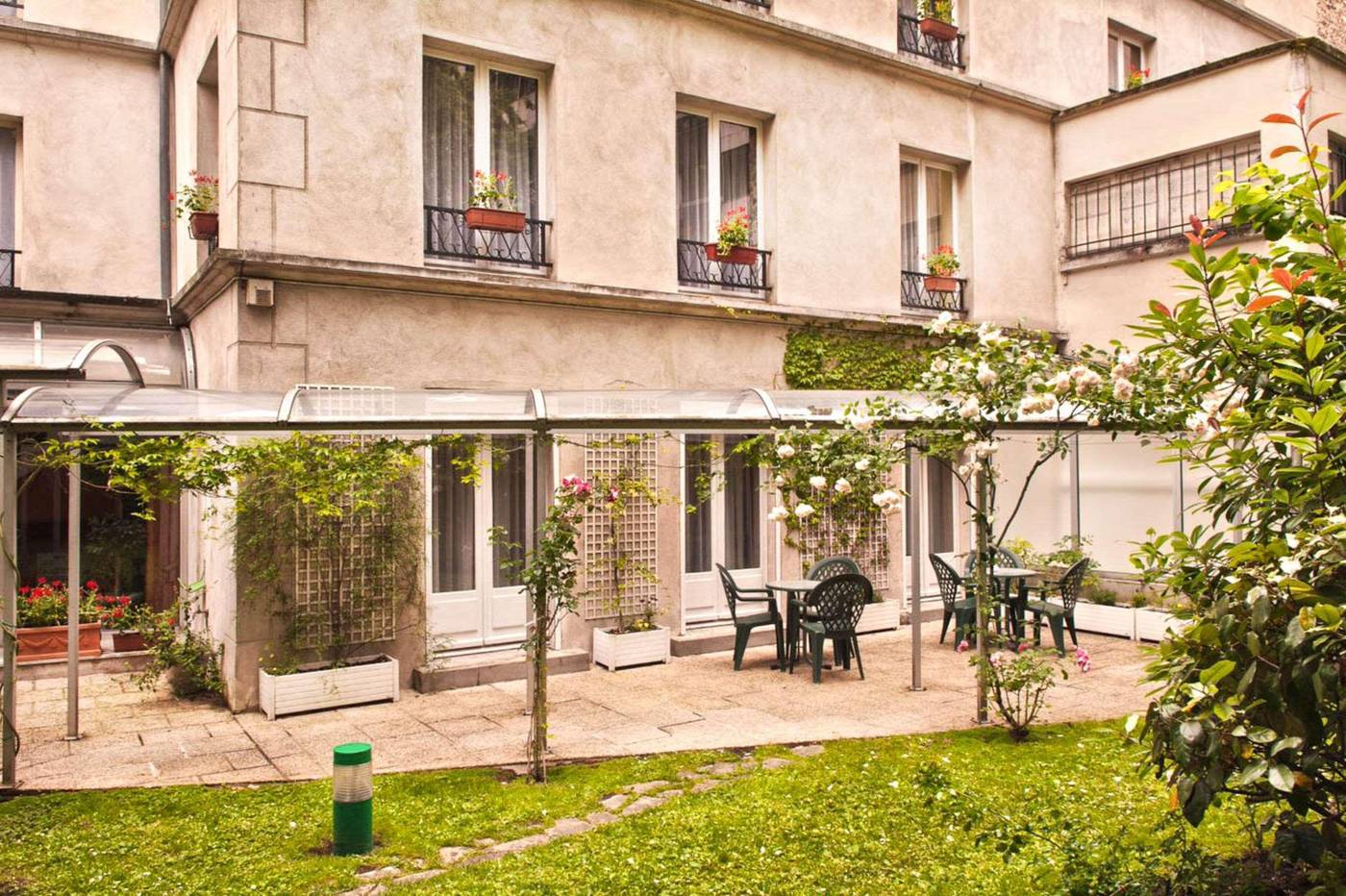 Abaca-Messidor-by-Happyculture-General-view-9