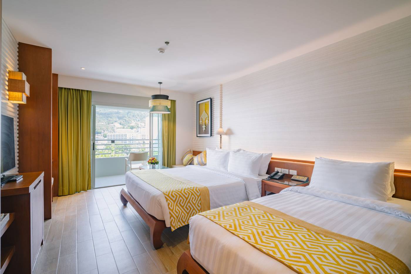 Royal-Paradise-Room-21