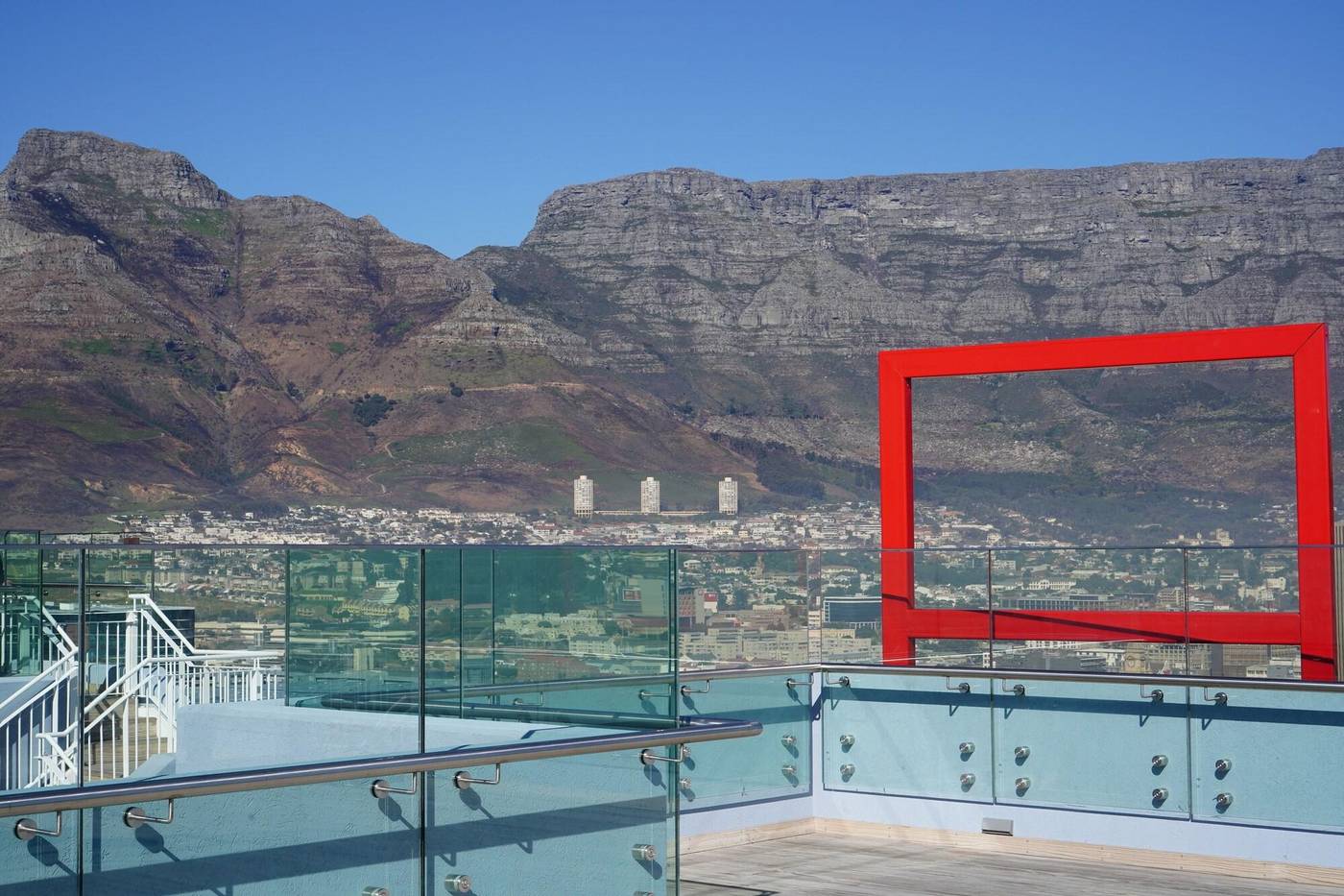 Hotel-Sky-Cape-Town-Sports-and-Entertainment-8