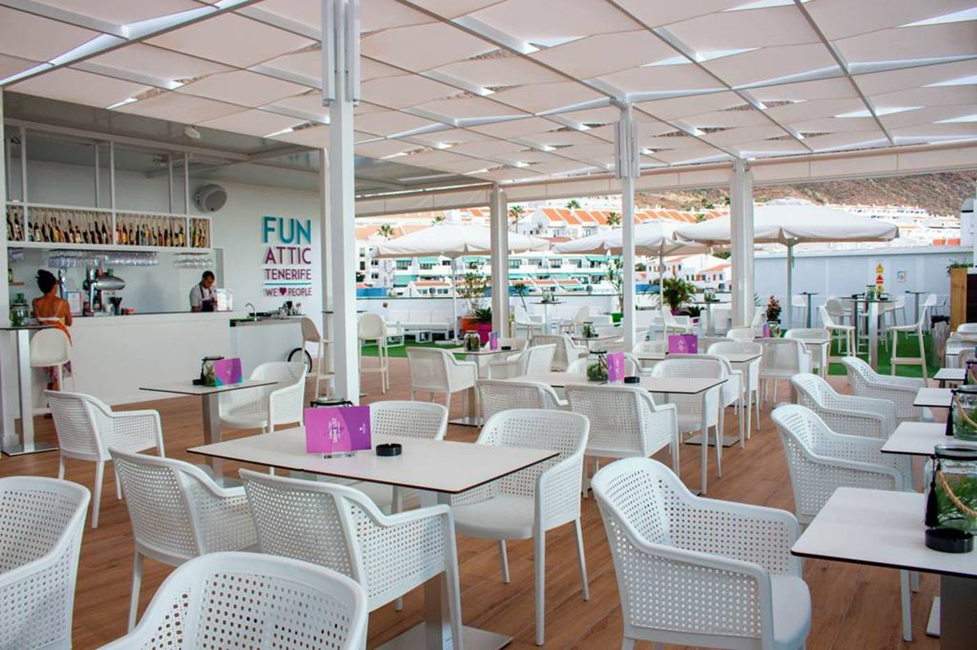 Paradise-Park-Fun-Lifestyle-Hotel-Bar-56