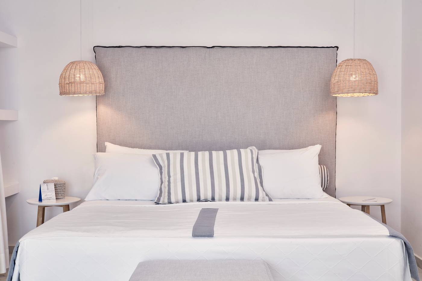 Archipelagos-Hotel-Room-37