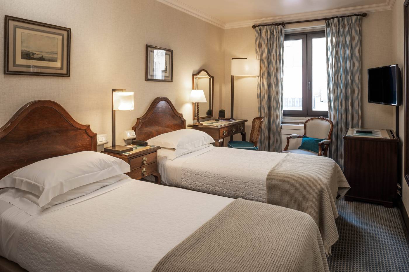 Hotel-Lisboa-Plaza--a-Lisbon-Heritage-Collection-Room-26