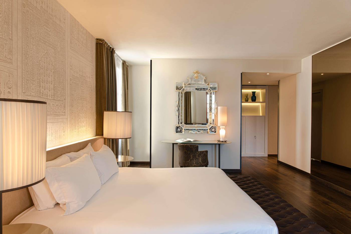 Hyatt-Centric-Murano-Venice-Room-33