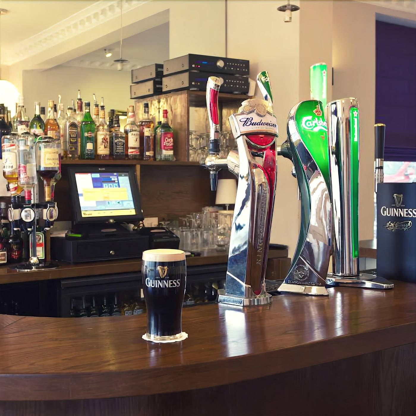 Phoenix-Park-Hotel-Bar-9