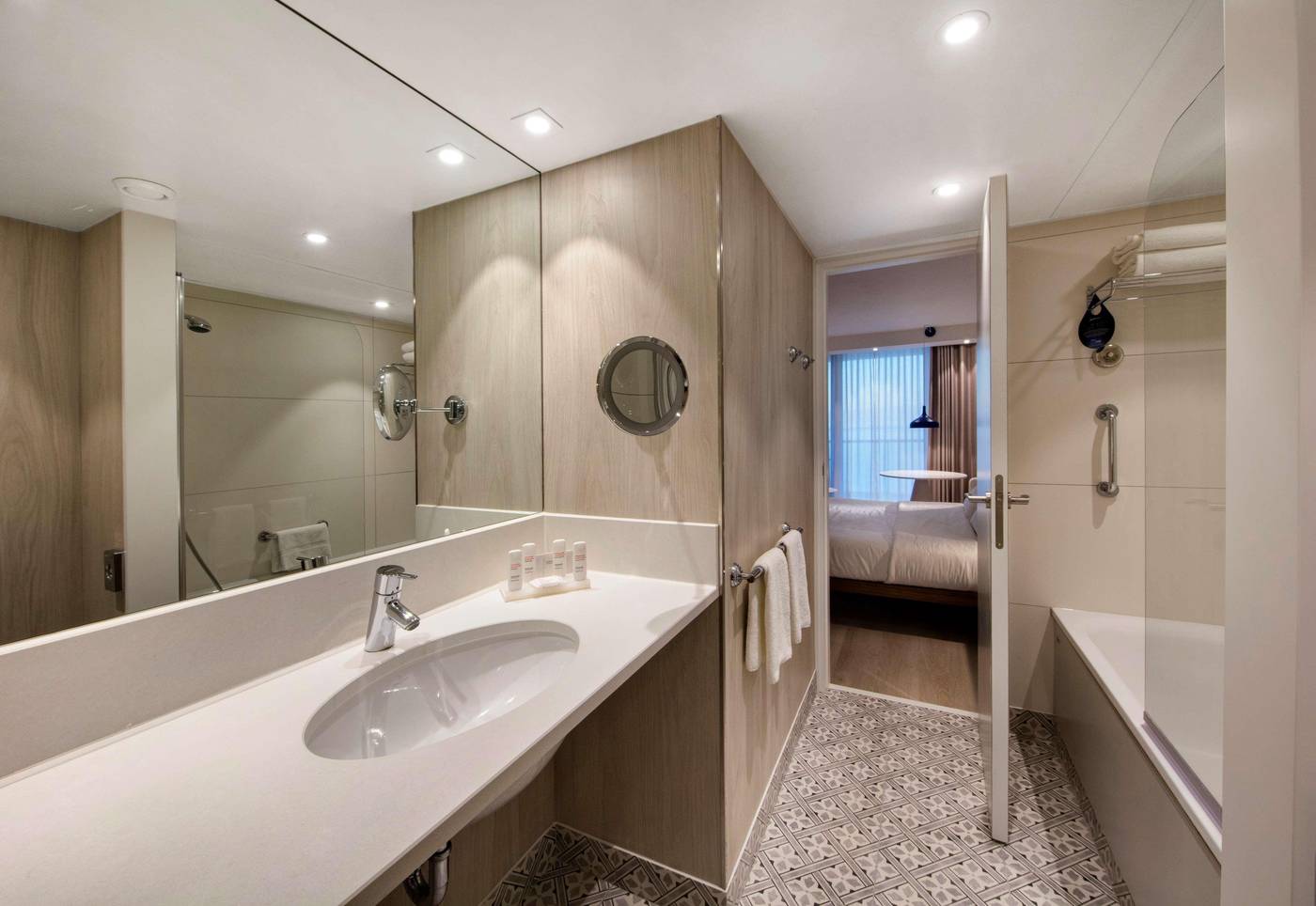 Radisson-Blu-Hotel-Nice-Room-50