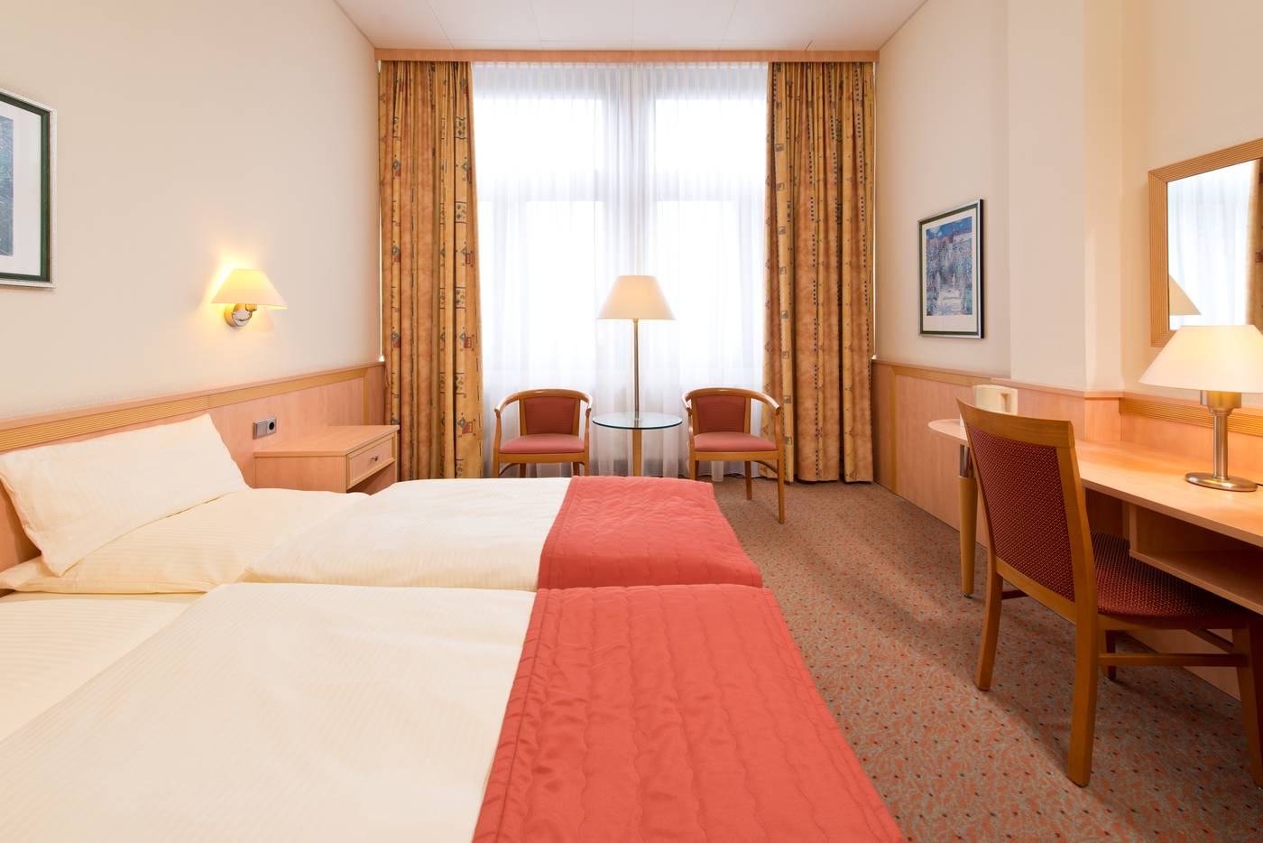 Steglitz-International-Room-12