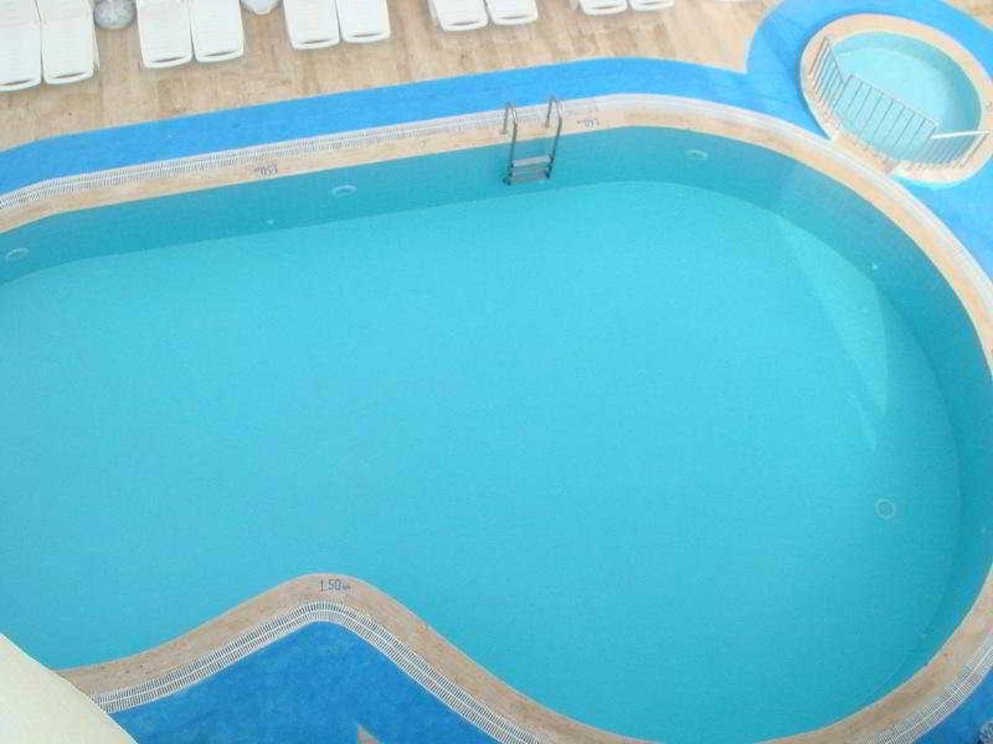 Musti-s-Family-Apart-Pool-7