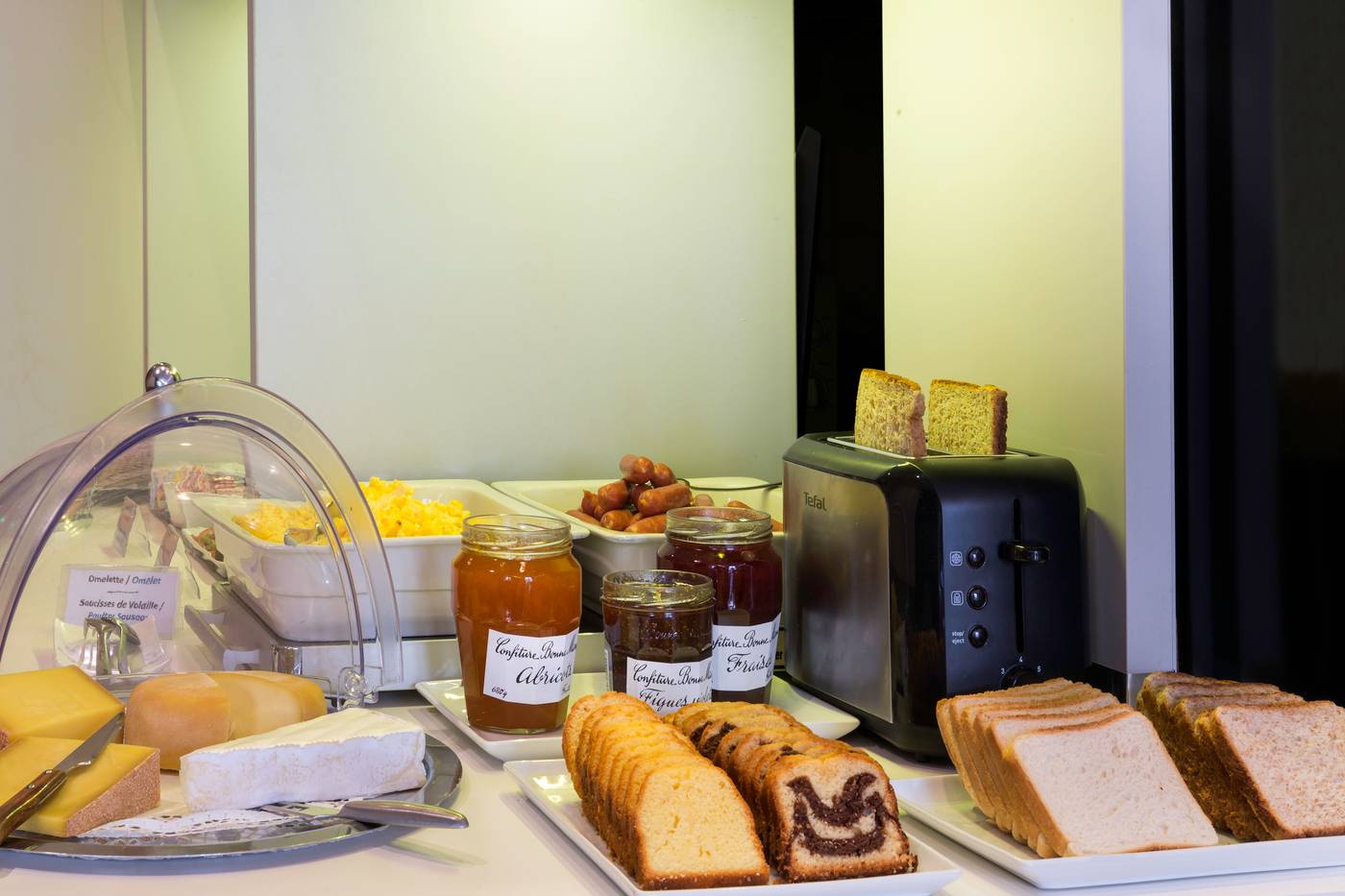 Contact-Hotel-Alize-Montmartre-Restaurant-25