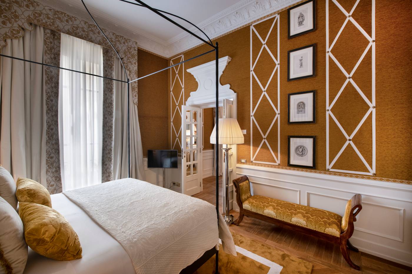 Helvetia---Bristol-Firenze---Starhotels-Collezione-Room-31