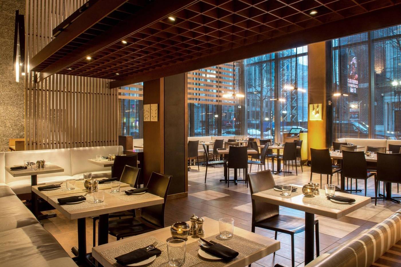 W-Hotel-Boston-Restaurant-69