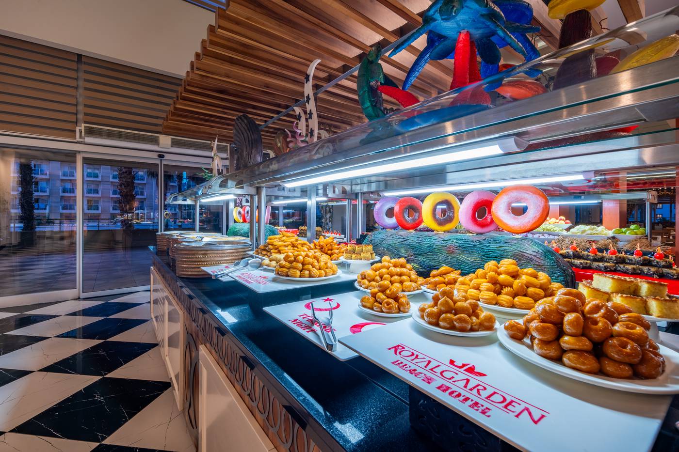 Royal-Garden-Beach-Restaurant-36