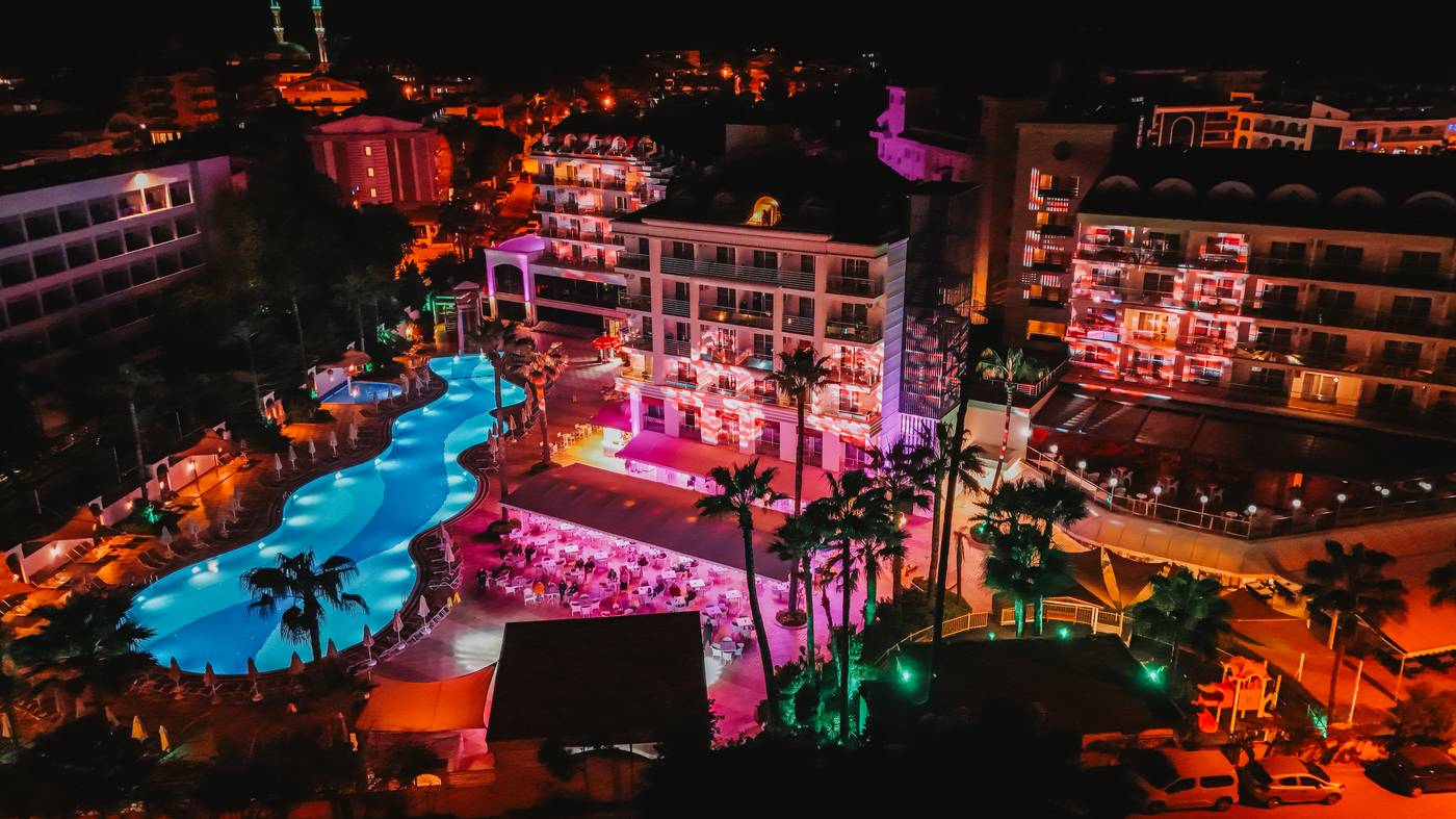 Grand Ideal Premium Hotel