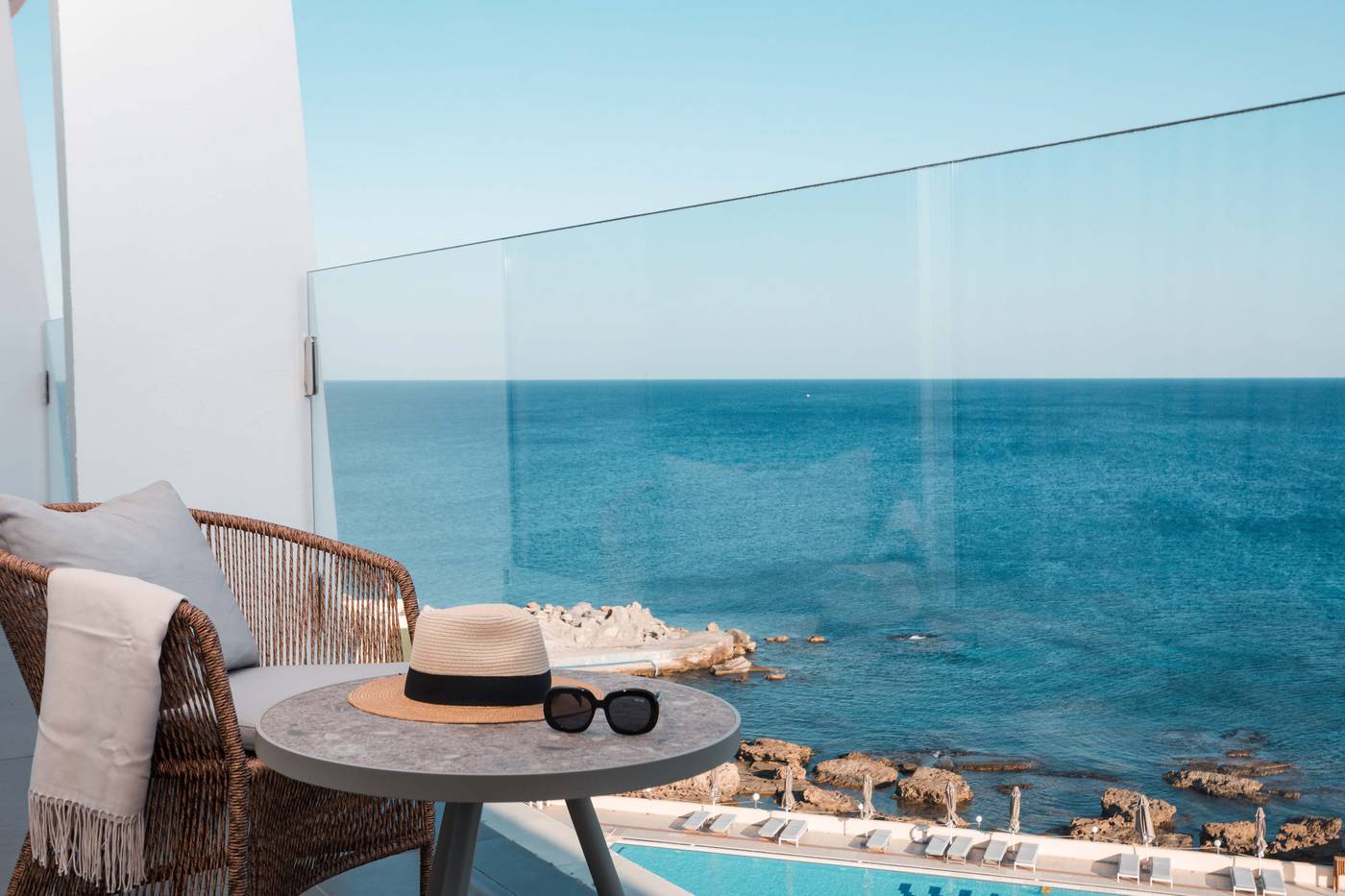 Eden-Roc-Resort-Hotel-Room-61