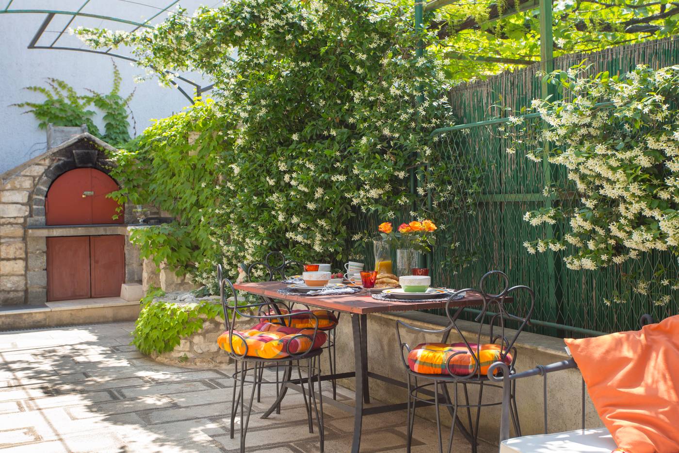 Apartment-Alma-General-view-7