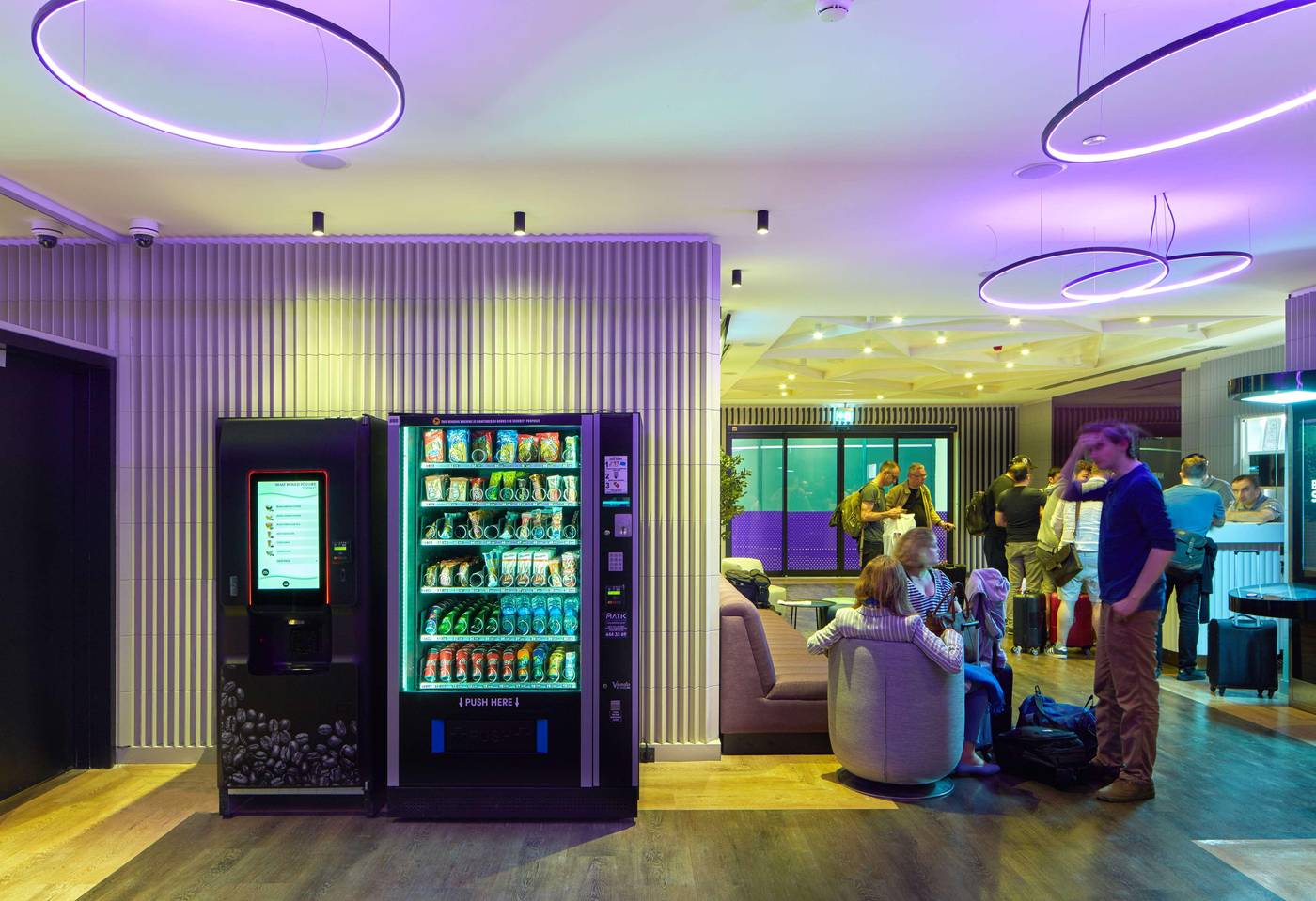 Yotelair-Istanbul-Airport-Airside--Duty-Free-Lobby-11