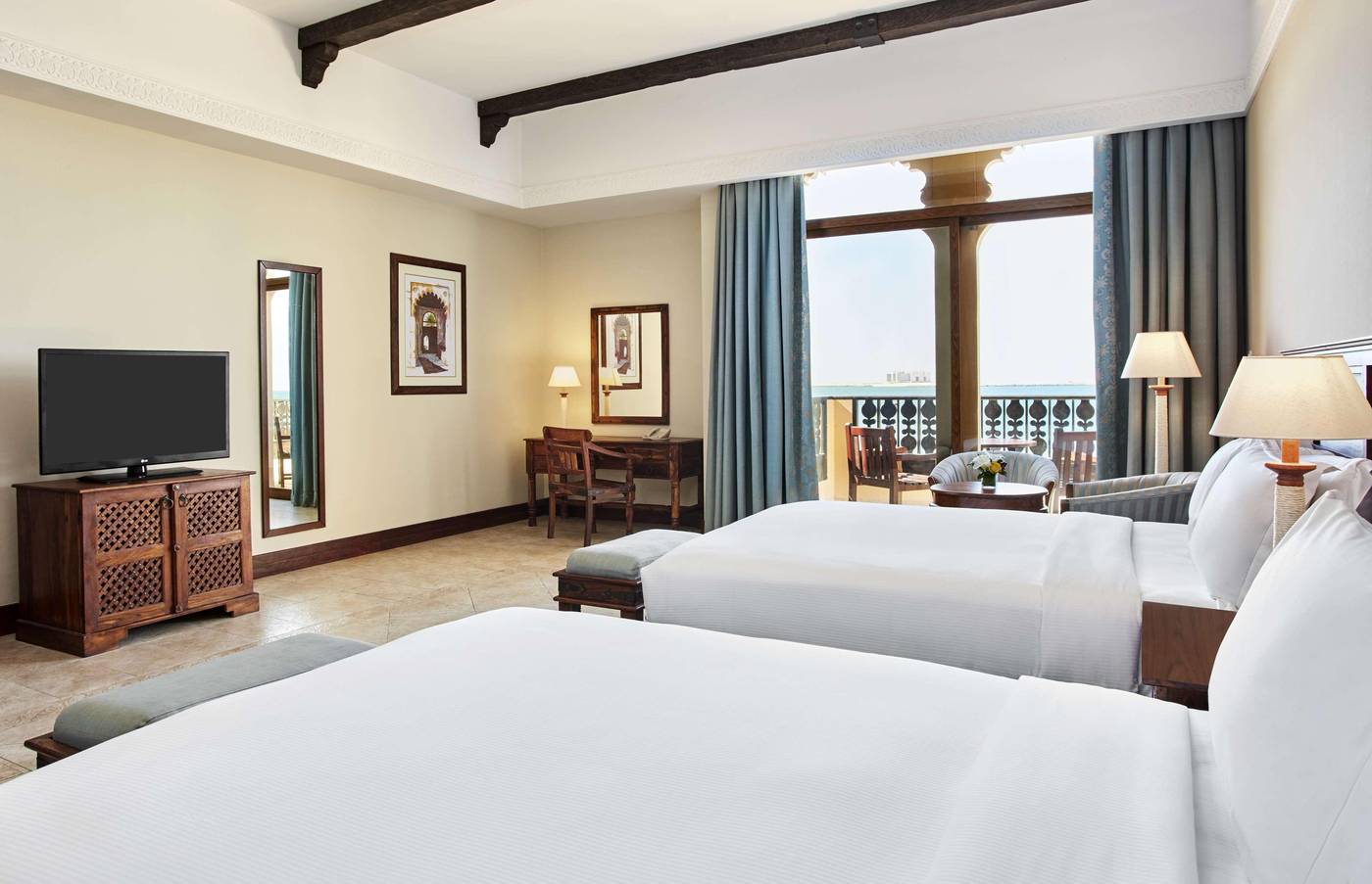 Hilton-Al-Hamra-Beach---Golf-Resort-Room-29