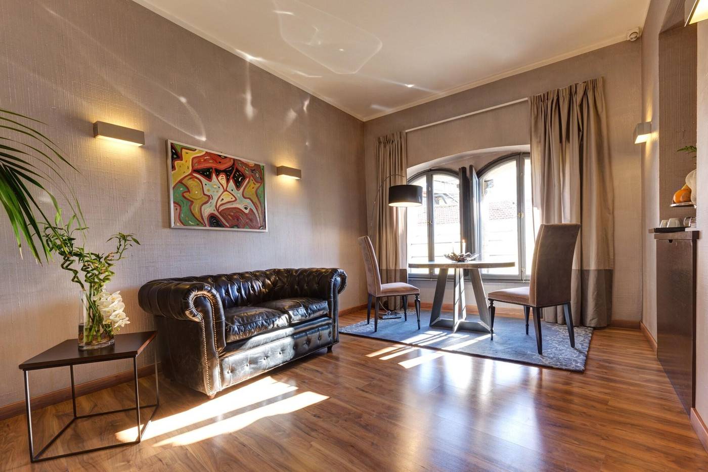 Dharma-Luxury-Hotel-Room-26