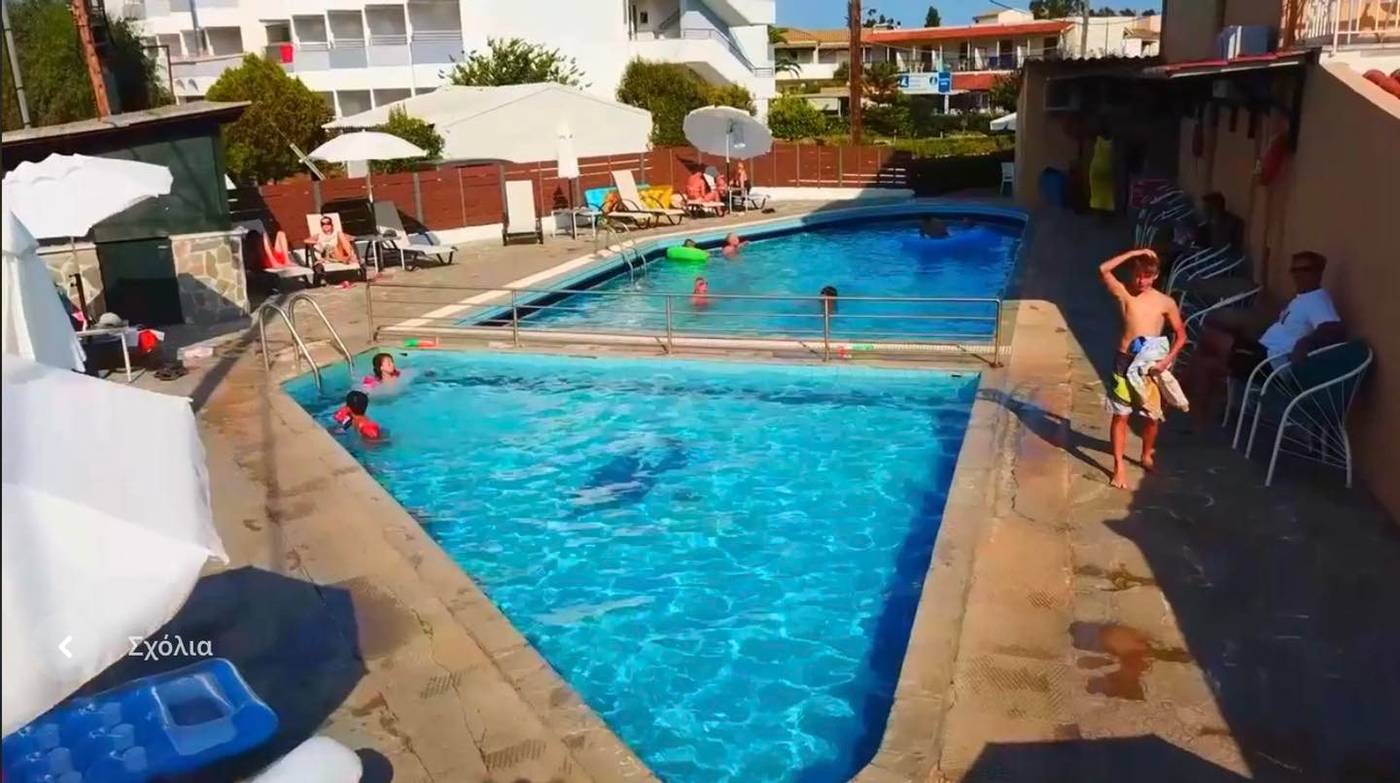 Sea-Bird-Pool-26