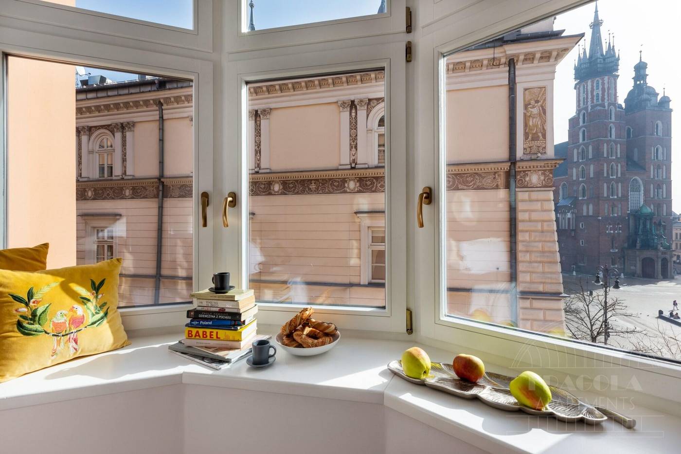 Feniks-Fragola-Apartments-Room-3