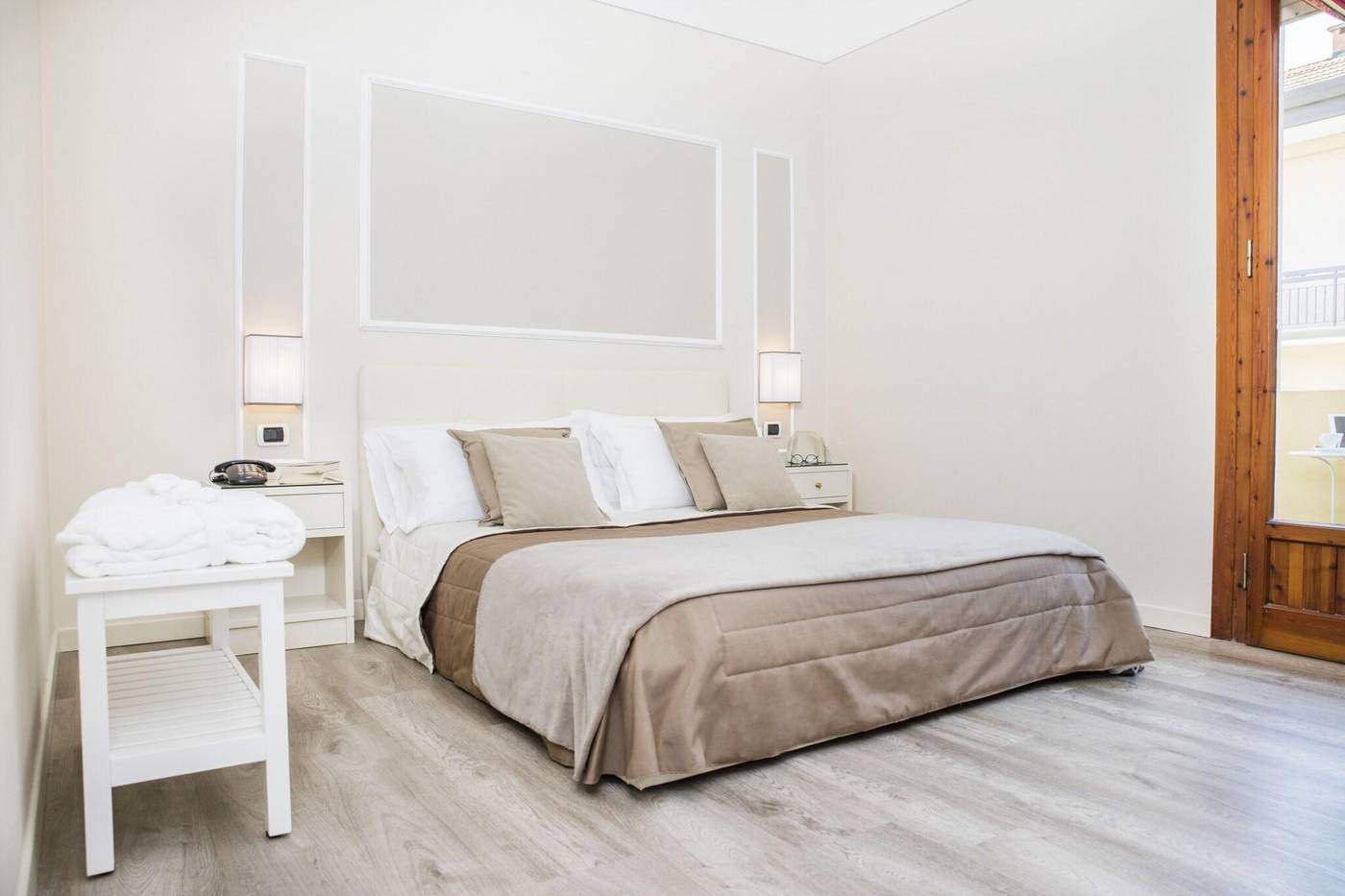 Hotel-Ariston---Spa-Room-22