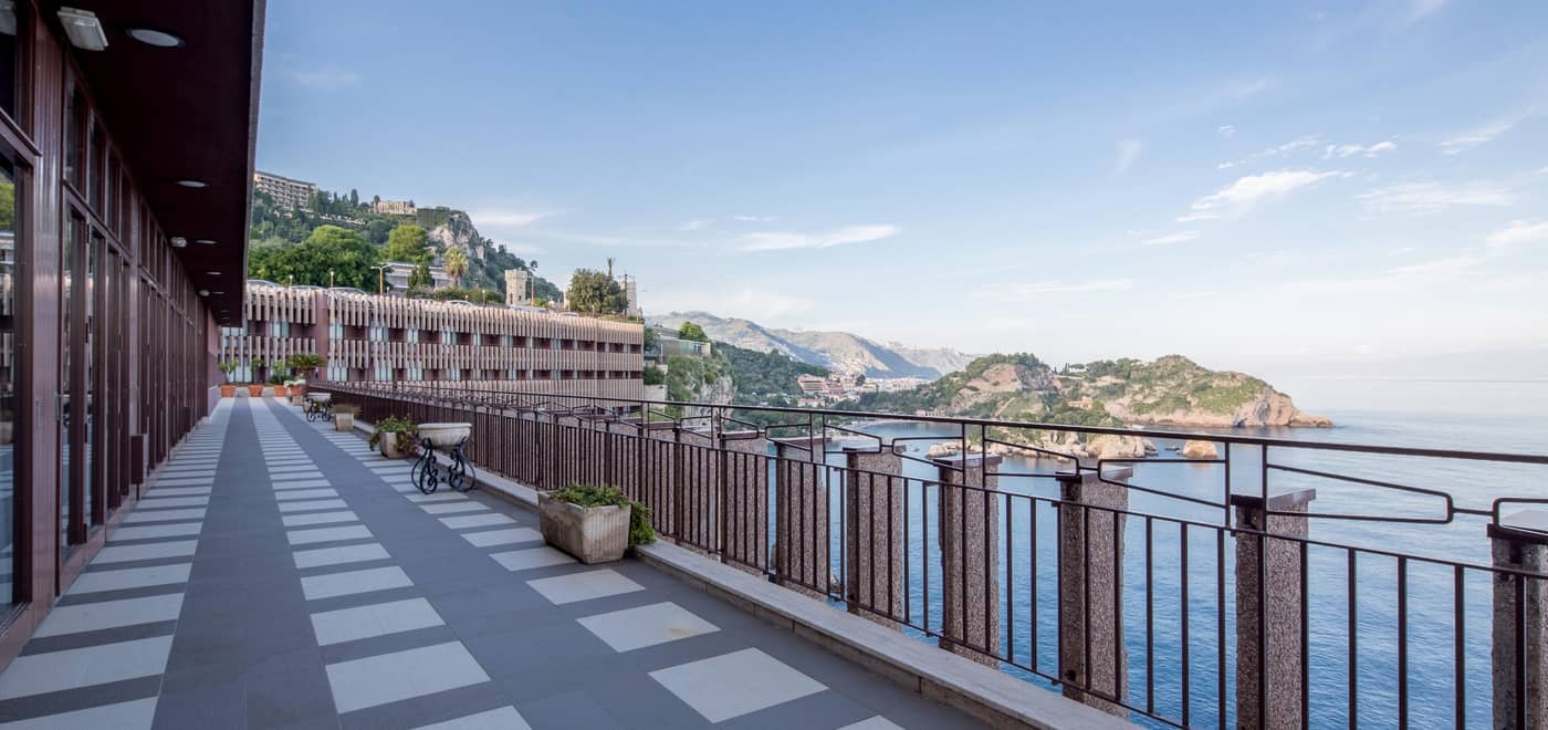 Unahotels-Capotaormina-Terrace-10