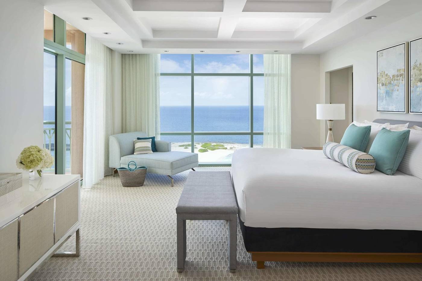 The-Cove-Atlantis-Room-27