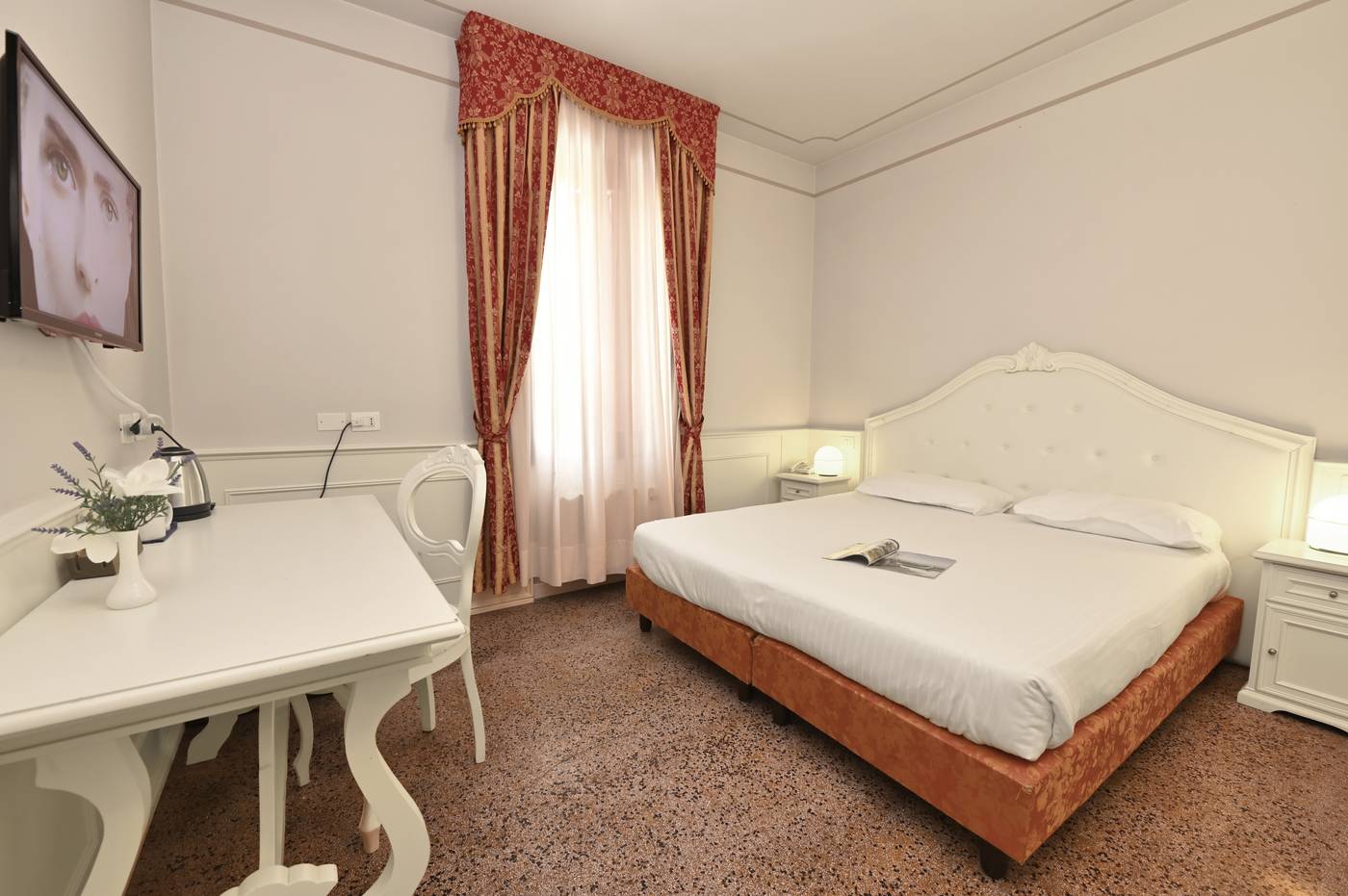Villa-Patriarca-Room-3